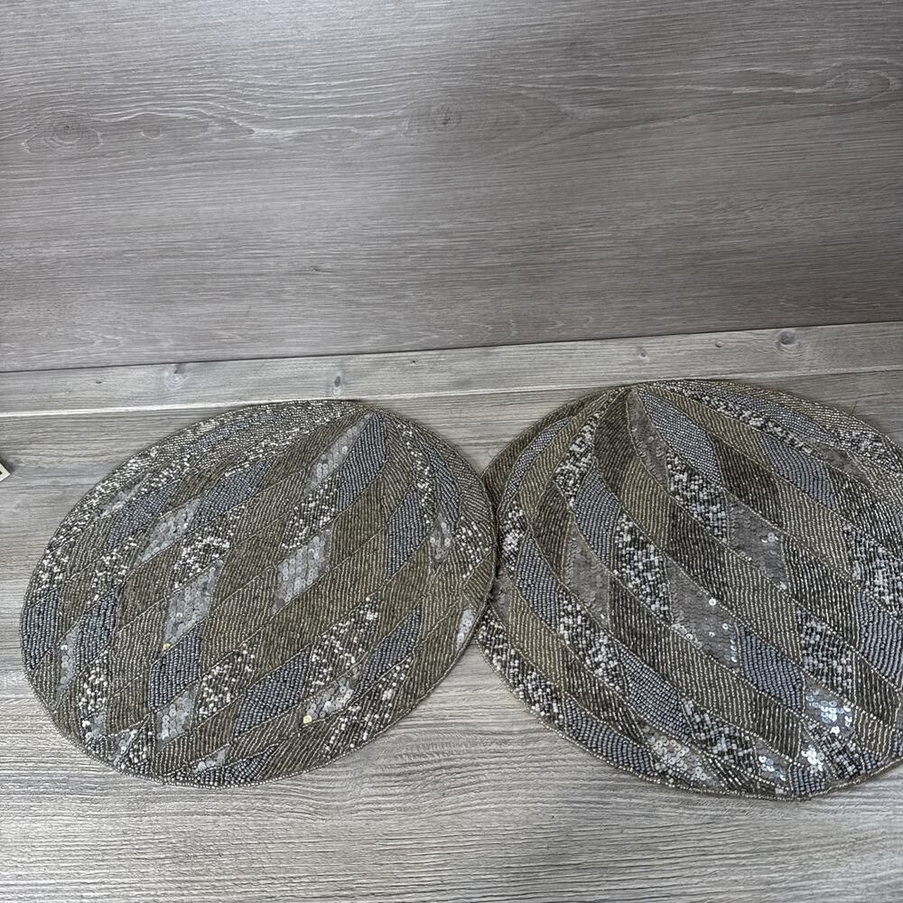 Tahari Beaded Sequin Placemats Chargers Silver Platinum Gold Set Of 2
